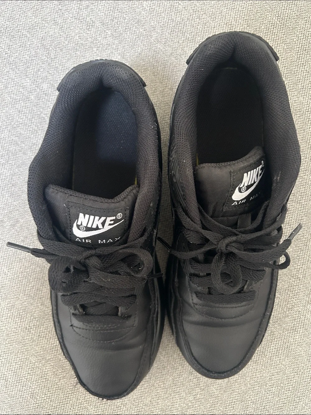 Nike Black Air Max Low-Top